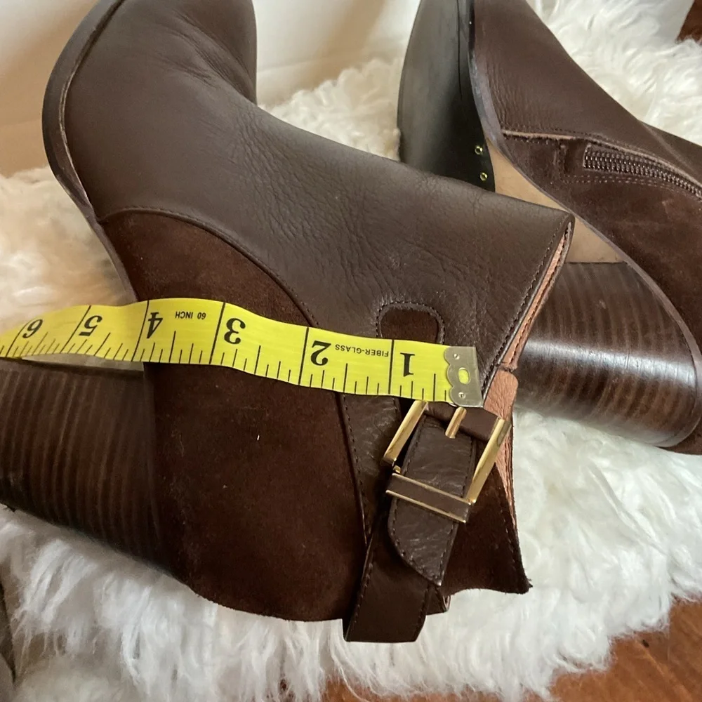 Louise Et Cie  side zip brown leather  buckle detail ankle boots 9.5